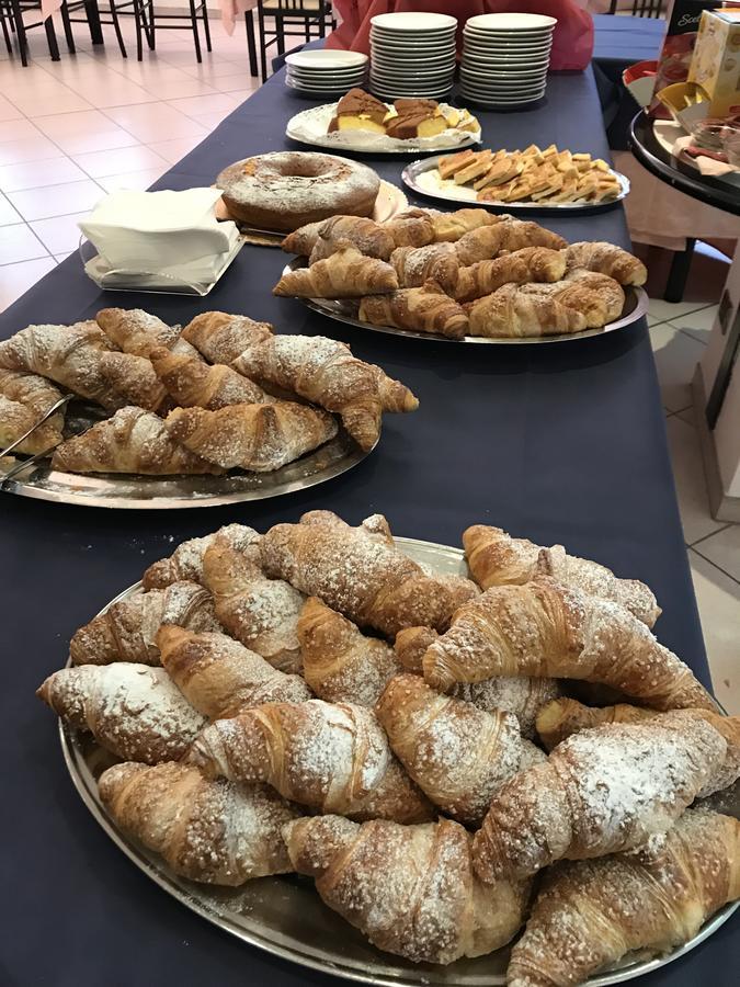Hotel Grassetti Piediripa Екстериор снимка